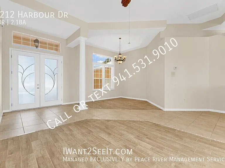 2212 Harbour Dr — Photo 4