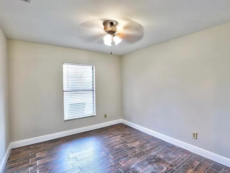 8209 Wellsmere Cir — Photo 23