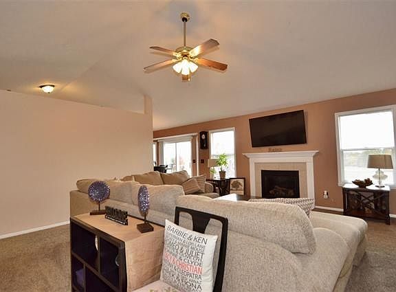 2nd image of 7096 Salzbrenner Ln