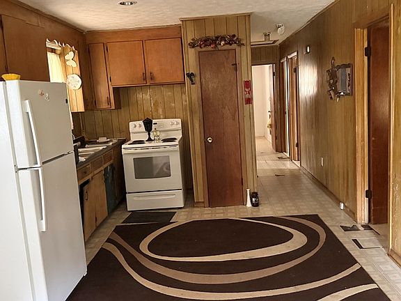 5th image of 43 Robbinson St