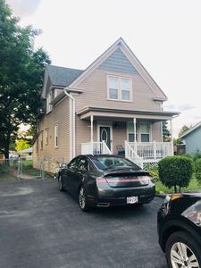 6240 W Cold Spring Rd, Greenfield, WI, 53220