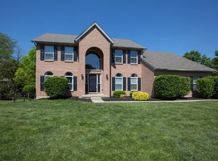 7565 Doe View Dr, West Chester, OH 45069