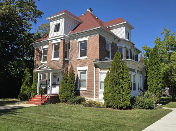 63 Hickory St, Chicago Heights, IL 60411
