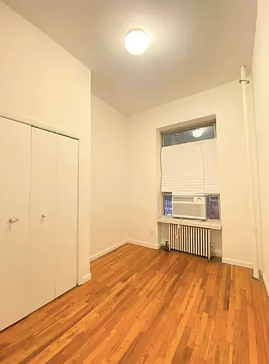 247 E 62nd St #2 — Photo 4