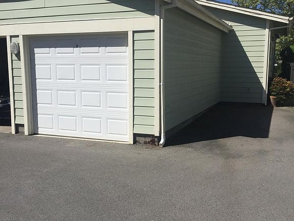2nd image of 806 3rd St W