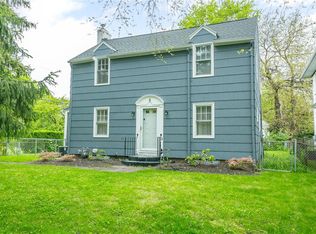 6 Abington Rd, Rochester, NY 14622