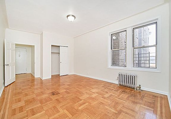 4th image of 217 Haven Ave APT 5C
