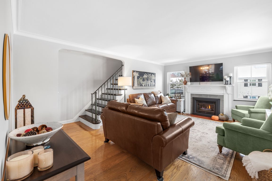 next background image