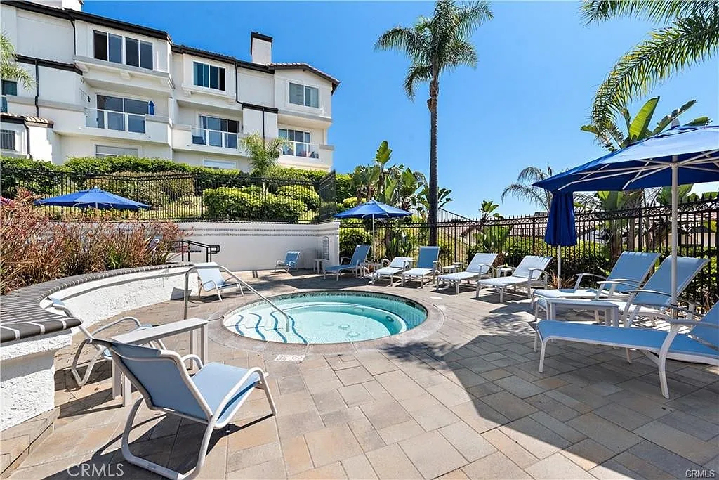 2 bed, 1097 sqft, $3,500 — Photo 4