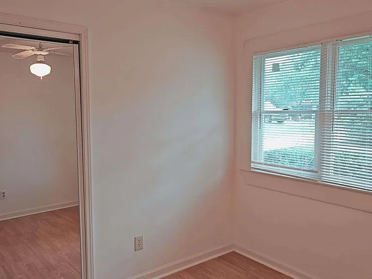 4400 Winding Creek Dr — Photo 18