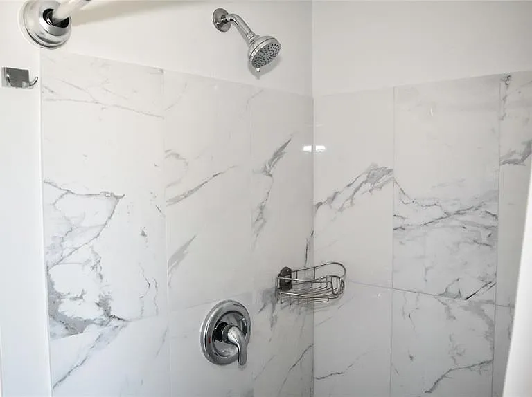 2118 Michele Dr — Photo 36