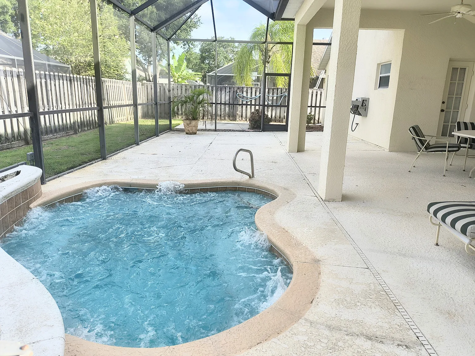 4 bed, 2156 sqft, $3,250 — Photo 3