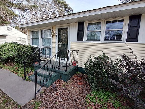 4th image of 901 Candlewood Dr