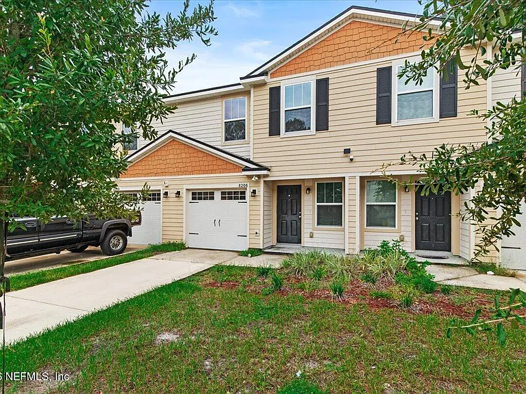 8206 Halls Hammock Ct — Photo 1