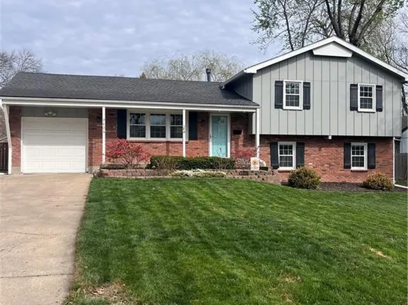 9404 Knox Dr, Overland Park, KS 66212