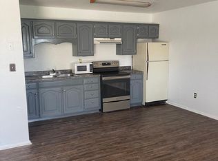 604 N 6th St, Carlsbad, NM 88220
