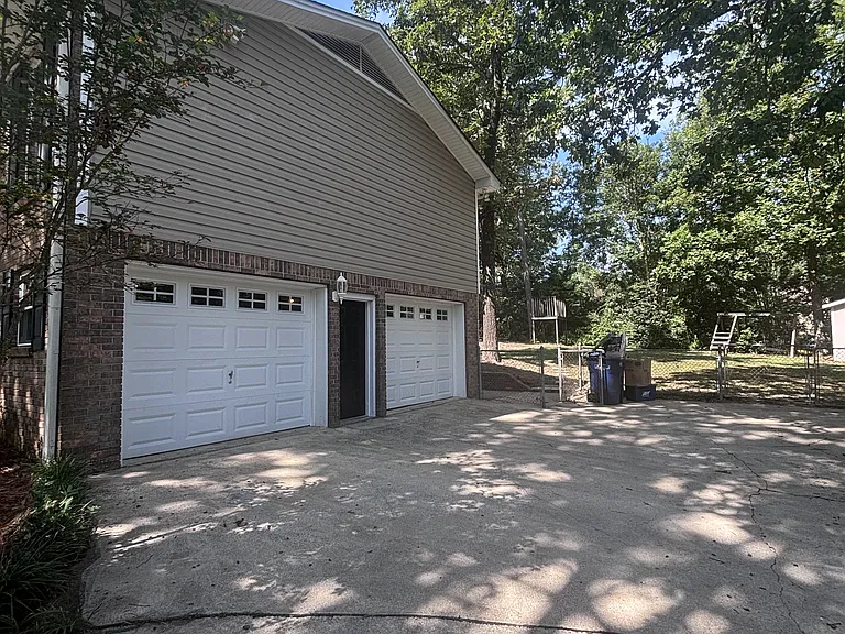 1451 Arrowhead Trl — Photo 2