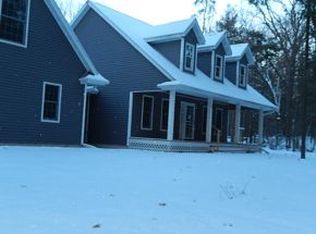 N3155 Ebert Rd, New London, WI 54961