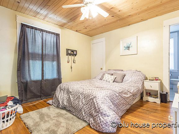 5th image of 1238 Wealthy St SE