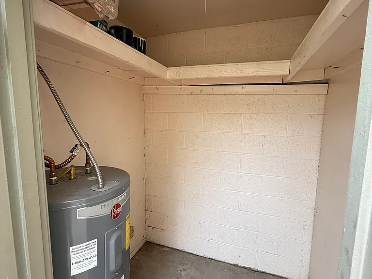5847 N 48th Dr — Photo 23