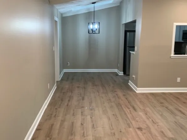 742 Pine Needles Dr, Dayton, OH 45458