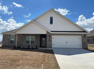 5801 Macasin Ave, Maumelle, AR 72113