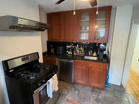 5th image of 49 Saint Germain St #2A