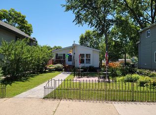 1030 Farnam St, La Crosse, WI 54601