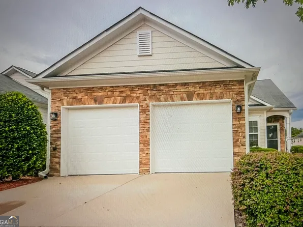 2411 Black Forest Dr, Conyers, GA 30012