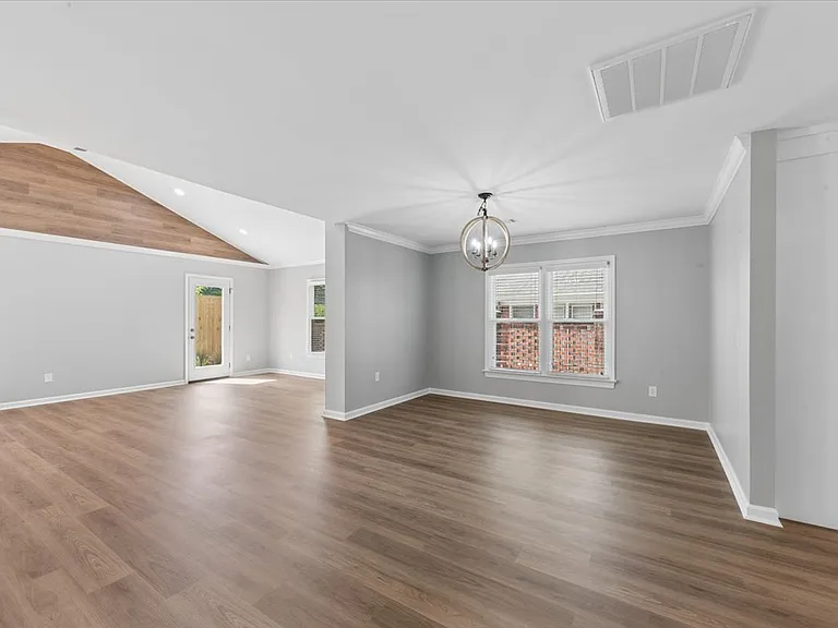 1665A Fairway Place Ln — Photo 6