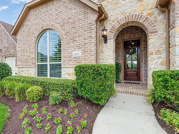4th image of 8905 Honeysuckle Dr