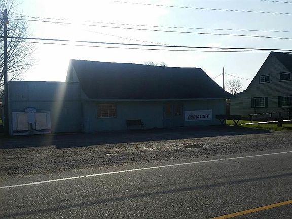 3rd image of 3847 Green Dr