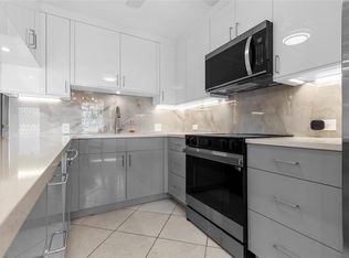 2122 Cambridge F #2122, Deerfield Beach, FL 33442