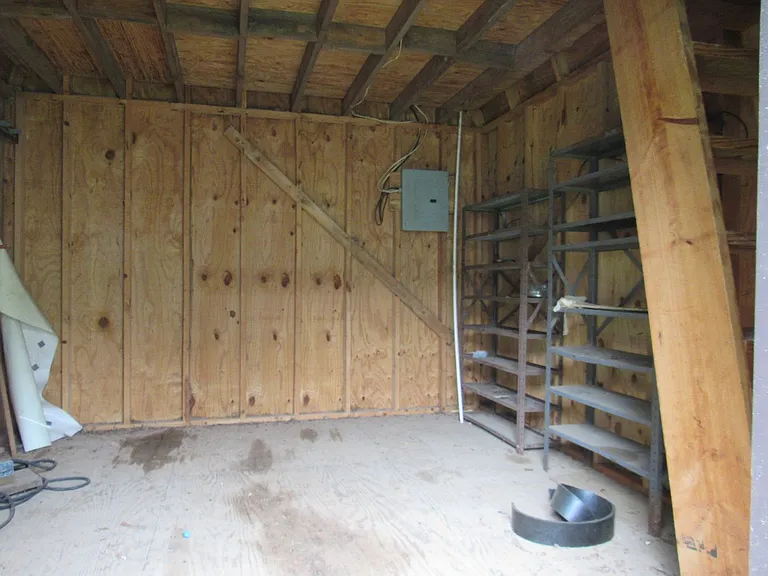13501 Lower Steel Bend Rd — Photo 17