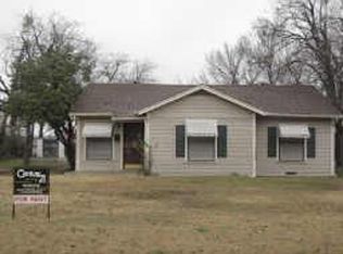 703 E Wall St, Grapevine, TX 76051