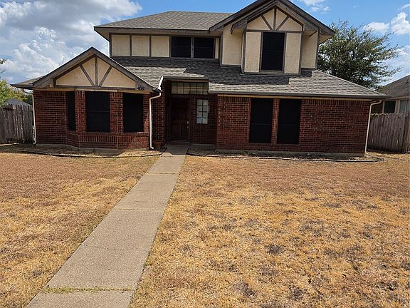 2nd image of 405 Raintree Cir