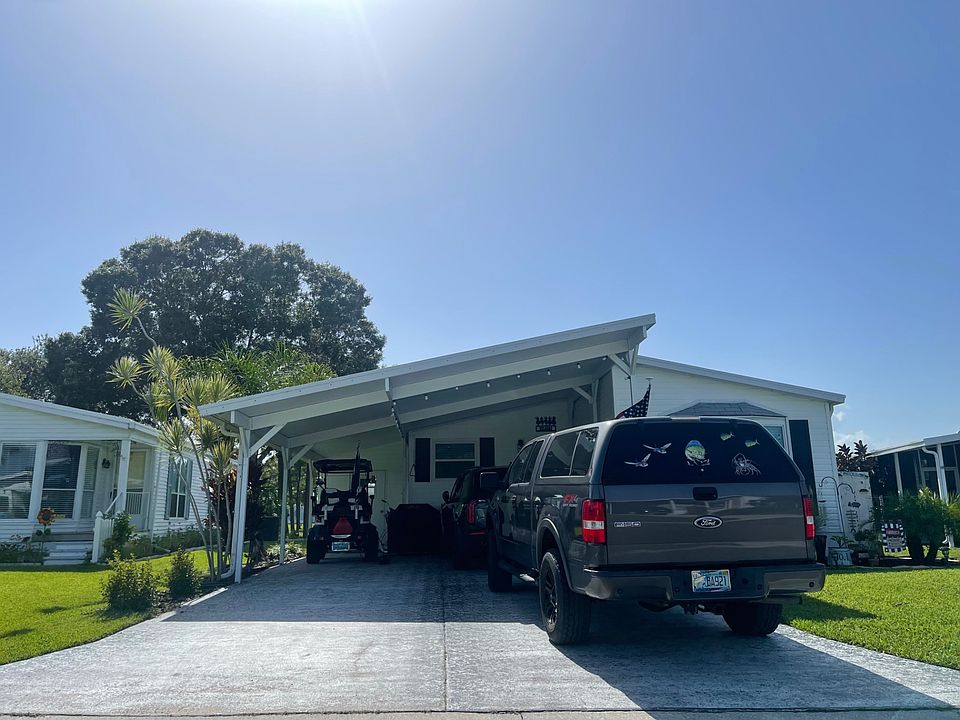 1st image of 256 Bimini Cay Cir