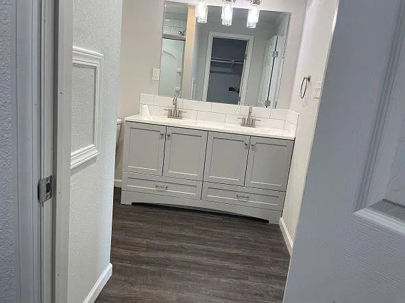 575 N Dorothy Ave — Photo 8