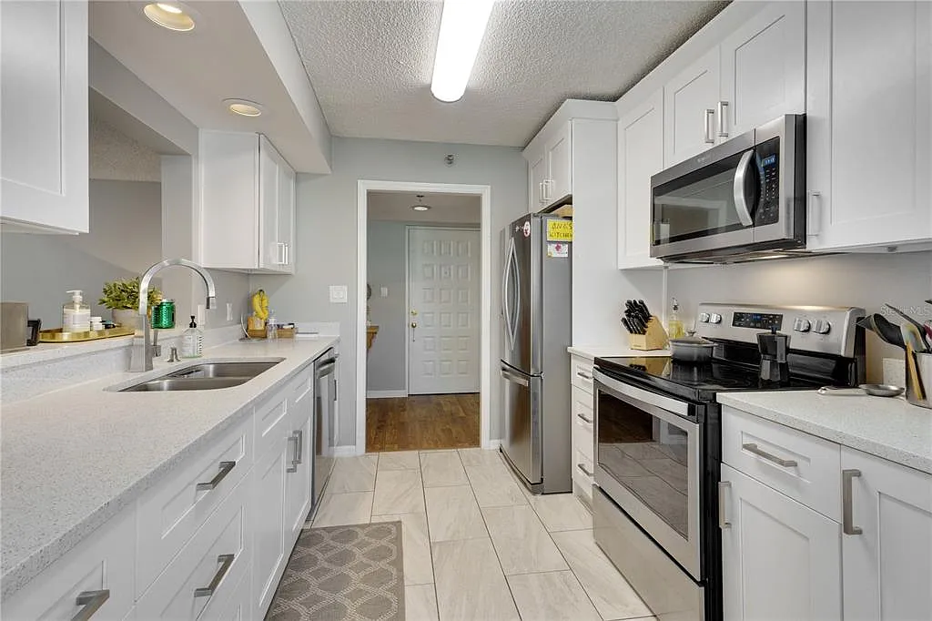 2 bed, 2.0 bath, 1270 sqft, $2,495 — Photo 4