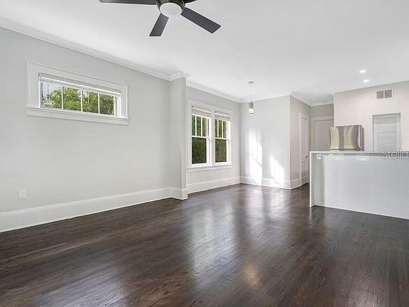 5th image of 613 E Ridgewood St APT 2