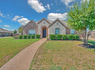1017 Steamboat Dr, Hewitt, TX 76643