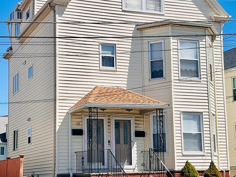 34 Medford St #34 — Photo 1
