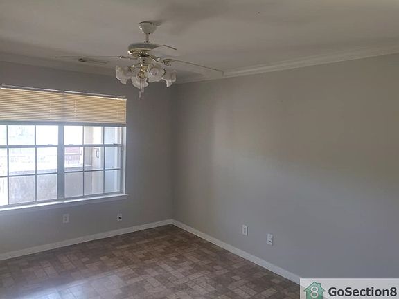 5th image of 10112 Emerald Park Dr Unit C