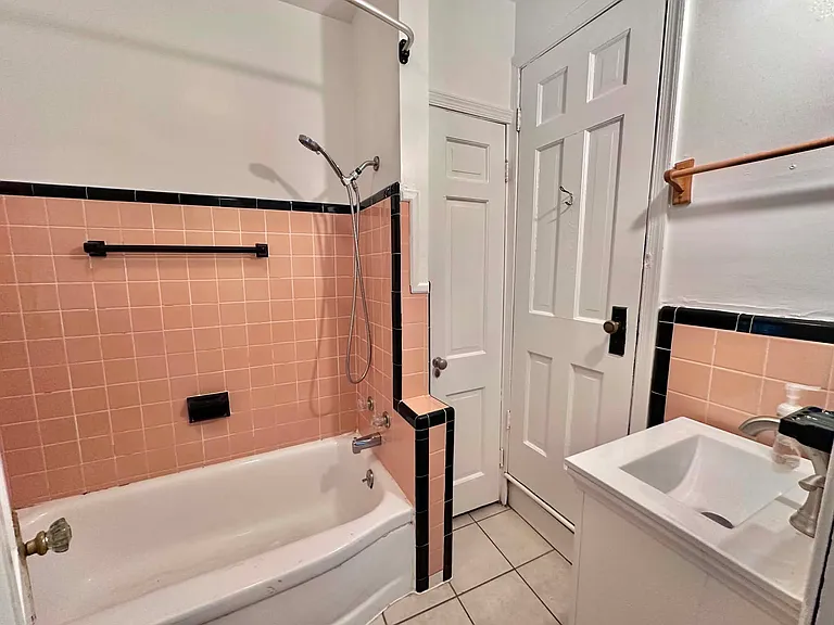 1208 S Cleveland St #TOP FLOOR — Photo 13