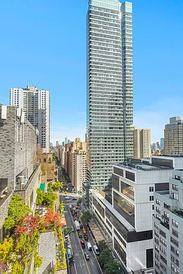 Sold by Corcoran | media 21