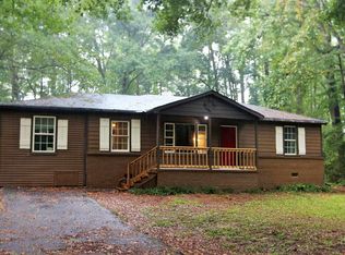5674 Brenda Dr SW, Mableton, GA 30126