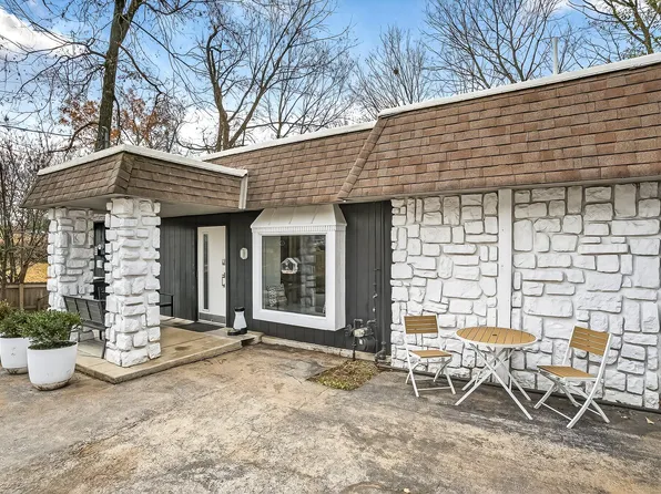 3555 S Mentor Avenue, Springfield, MO 65804