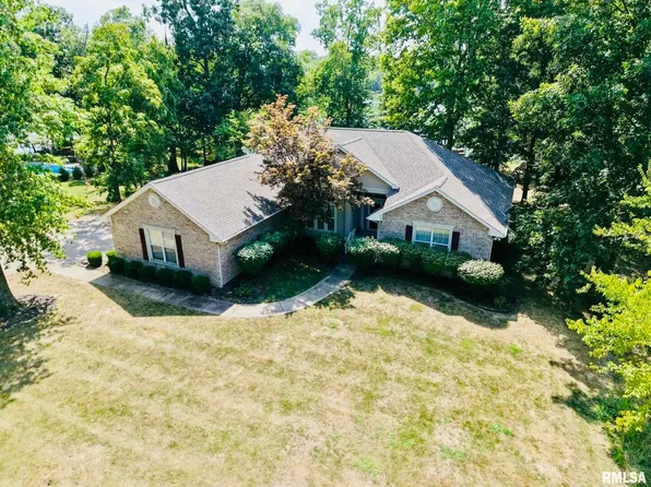 10919 Moses Manor Dr, Benton, IL 62812