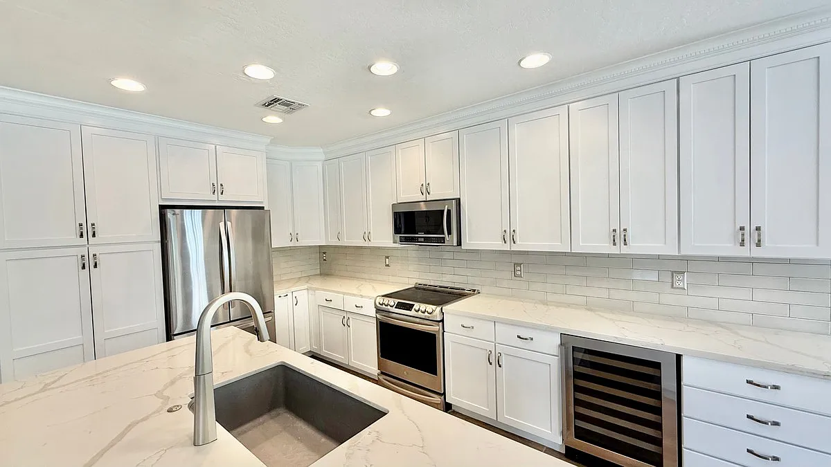 5 bed, 3.5 bath, 3450 sqft, $4,750 — Photo 3