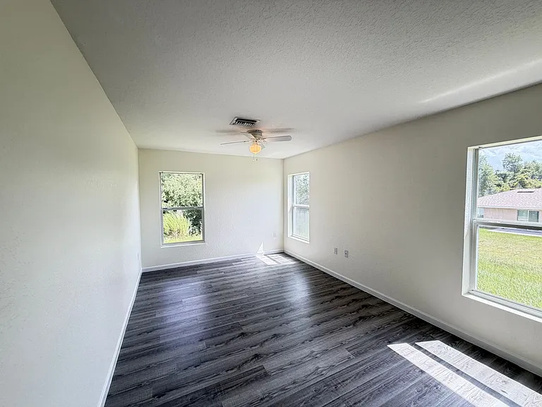 15619 SW 23rd Court Rd — Photo 6